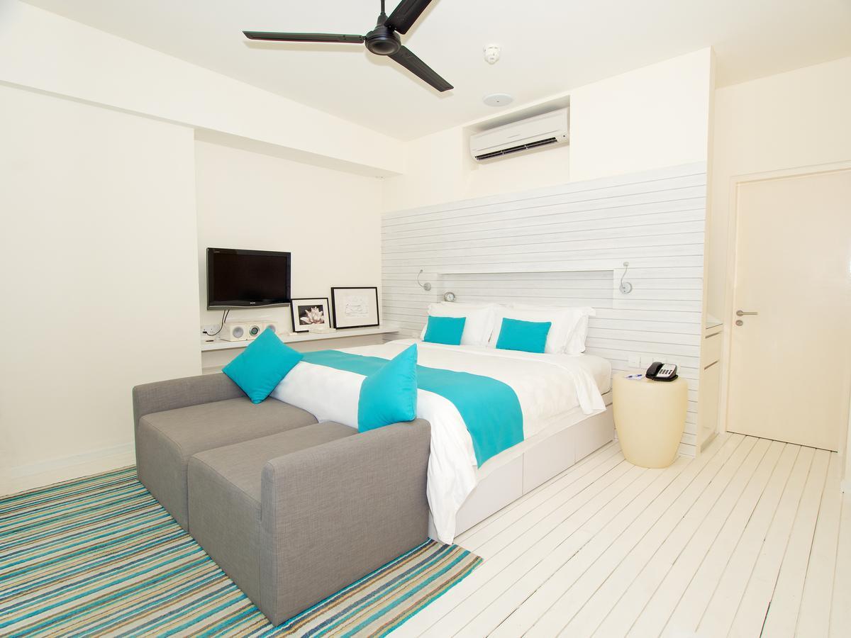 Holiday Inn Resort Kandooma Maldives. Фото 2