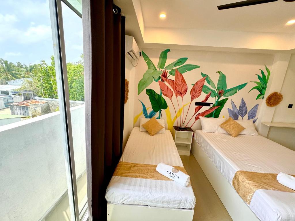 Sands Garden Thoddoo. Фото 3