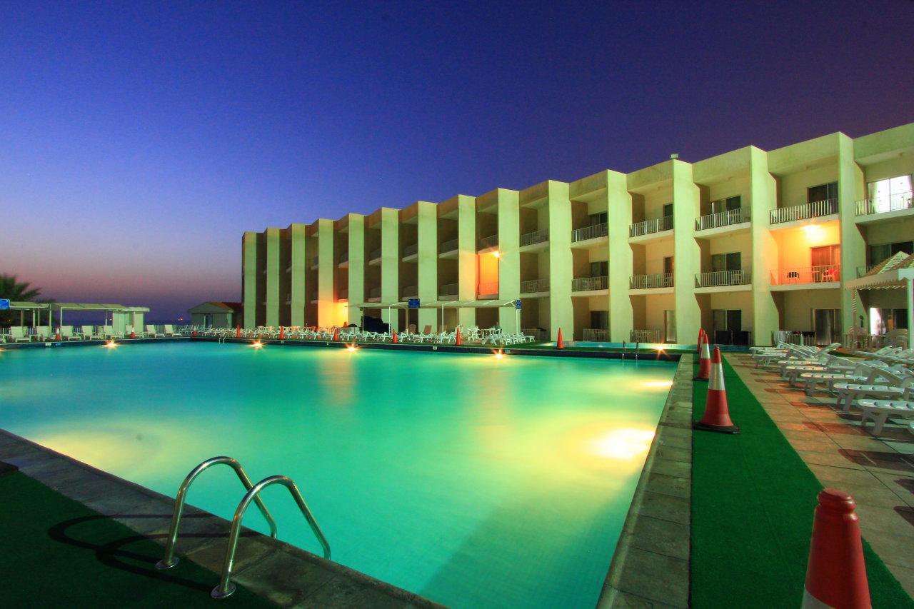 Sharjah Beach Hotel. Фото 4