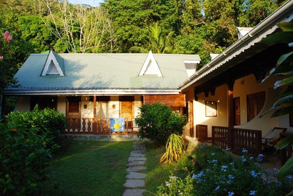 Bernique Guest House. Фото 1