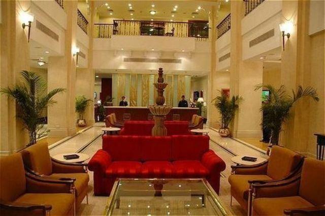 Radisson Hotel Varanasi. Фото 2