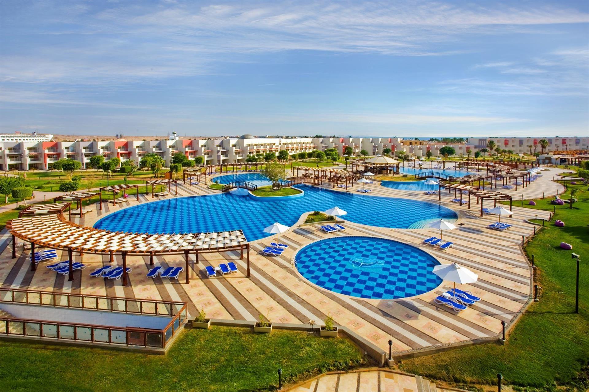 Sunrise Grand Select Crystal Bay Resort. Фото 1