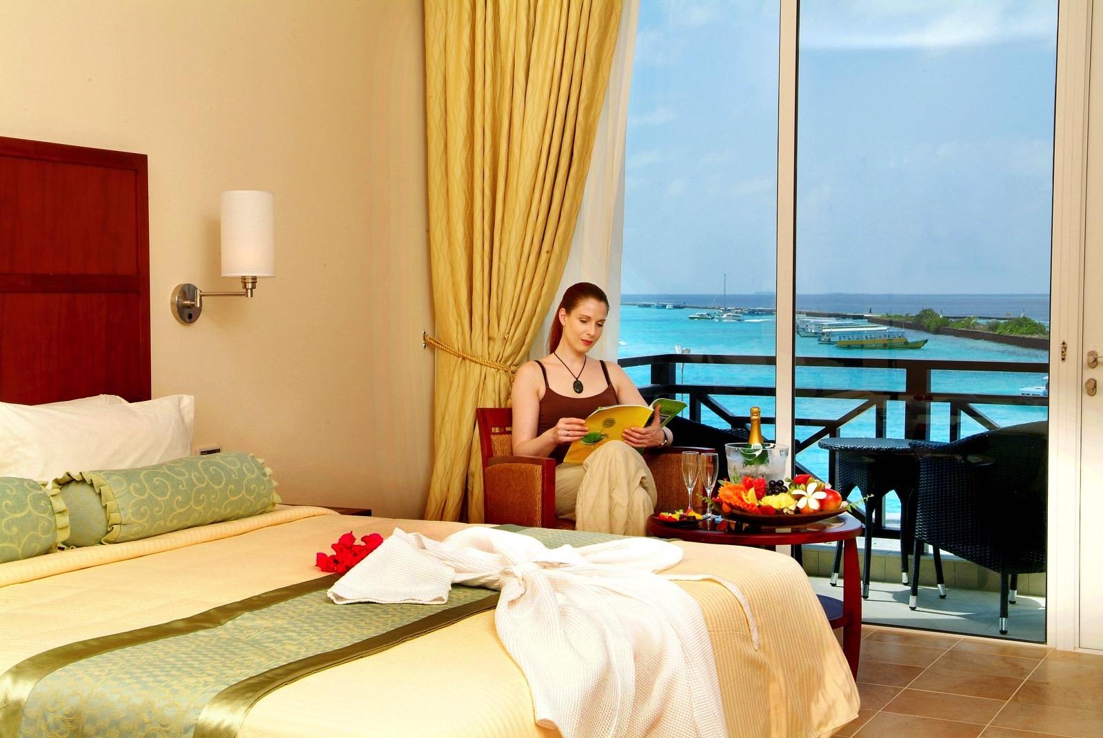Hulhule Island Hotel. Фото 2