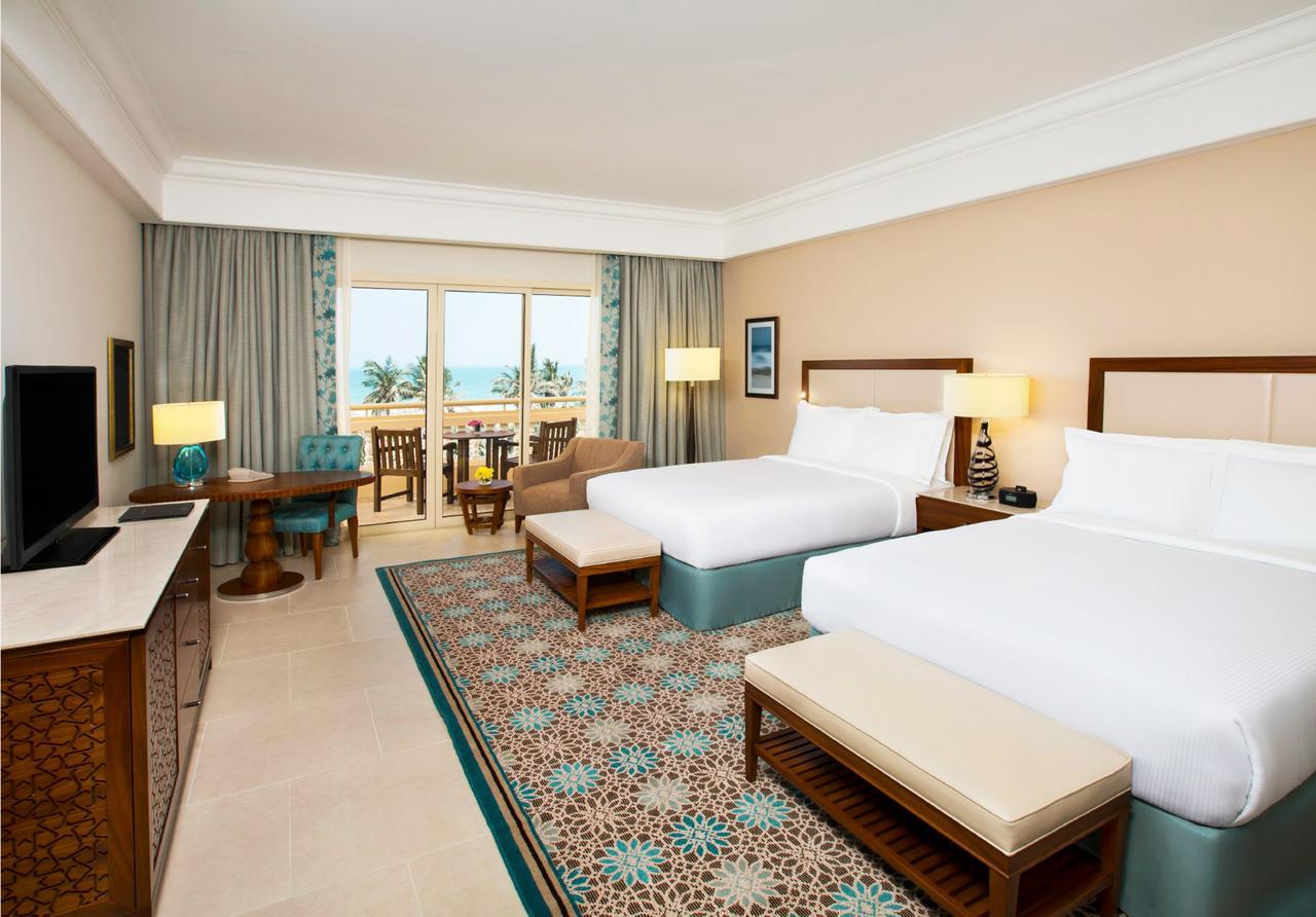 Hilton Al Hamra Beach and Golf Resort. Фото 3