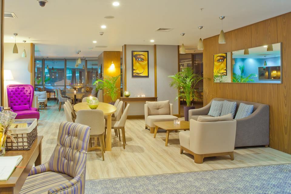 Parkside Hotel & Apartments. Фото 4