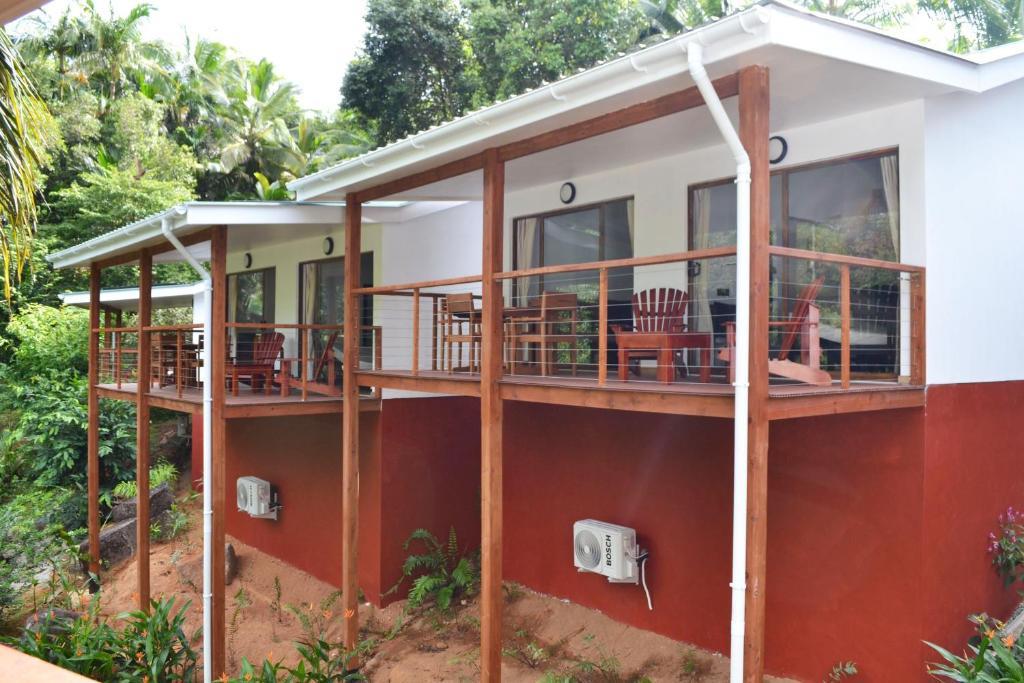 Cashew Nut Grove Chalets. Фото 1
