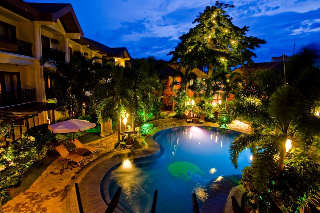 Boracay Tropics Resort. Фото 1