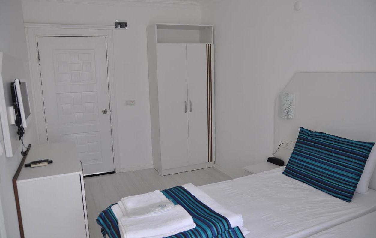 Teos Hotel. Фото 2