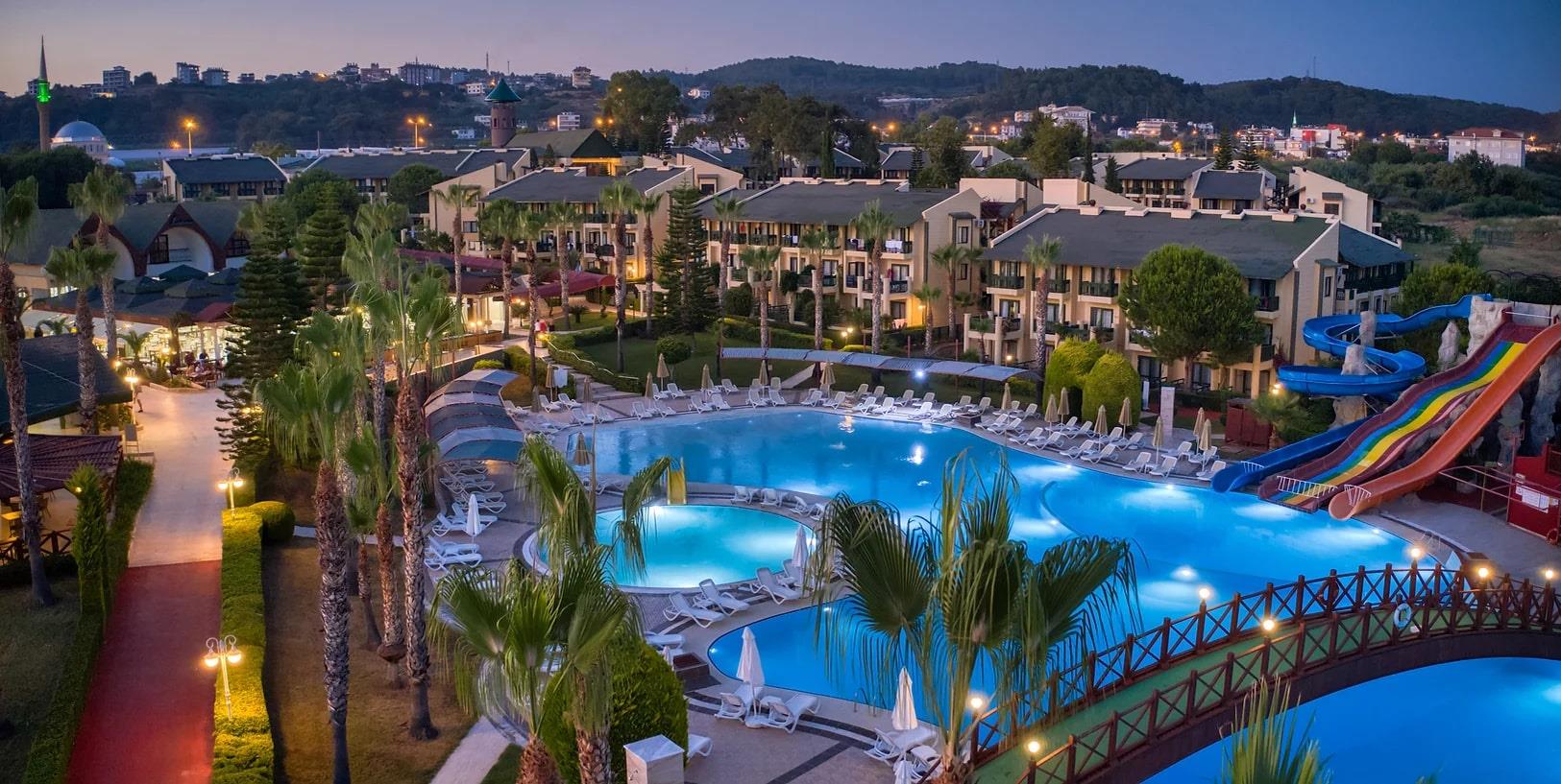 OZ Hotels Incekum Beach Resort. Фото 1