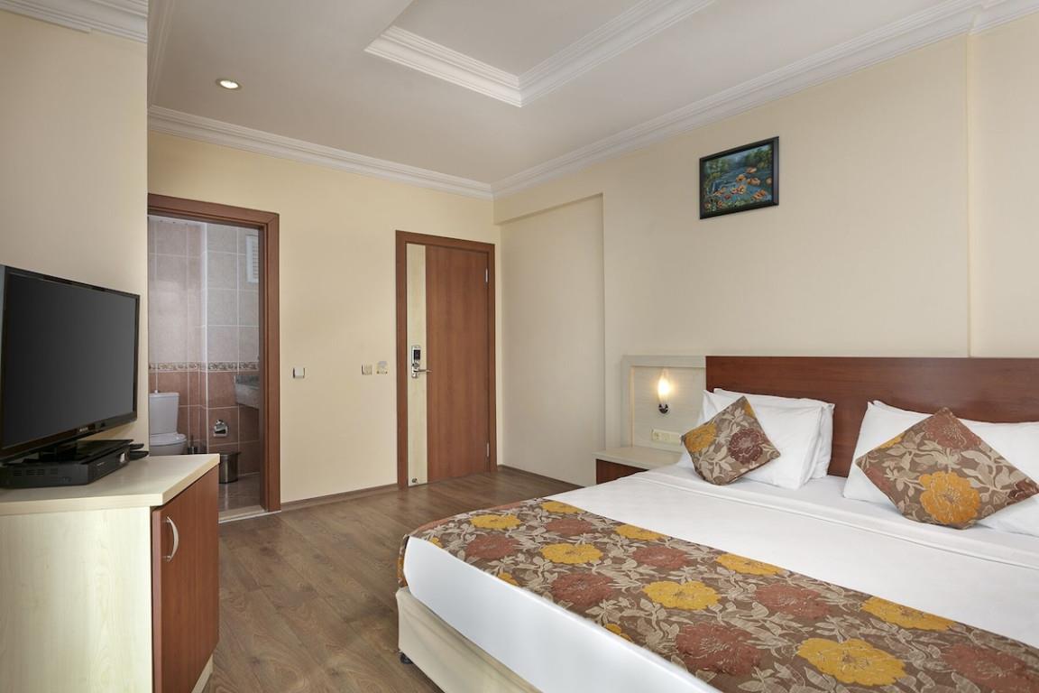 Dinc Hotel Lara. Фото 3