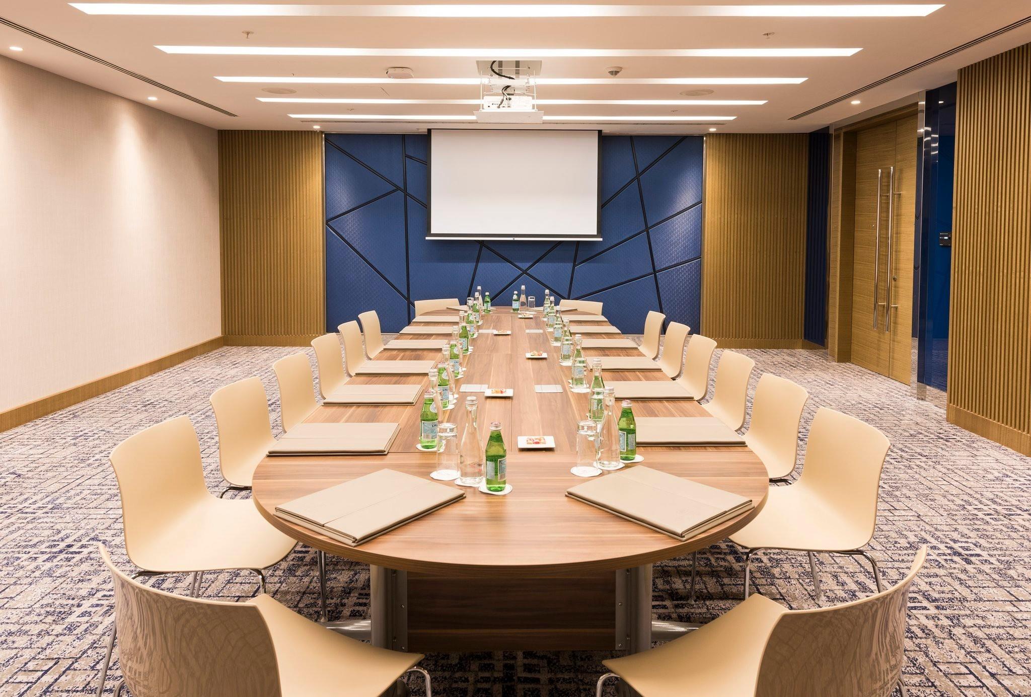 Crowne Plaza Istanbul - Florya. Фото 2