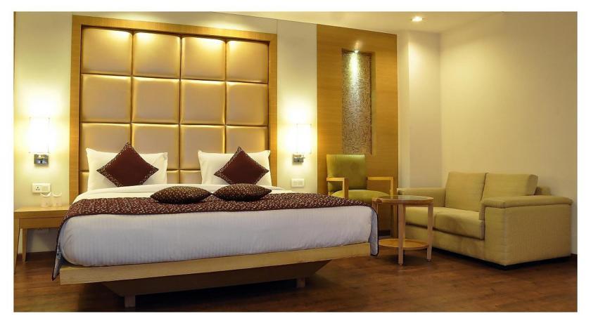 Almondz Hotel. Фото 4