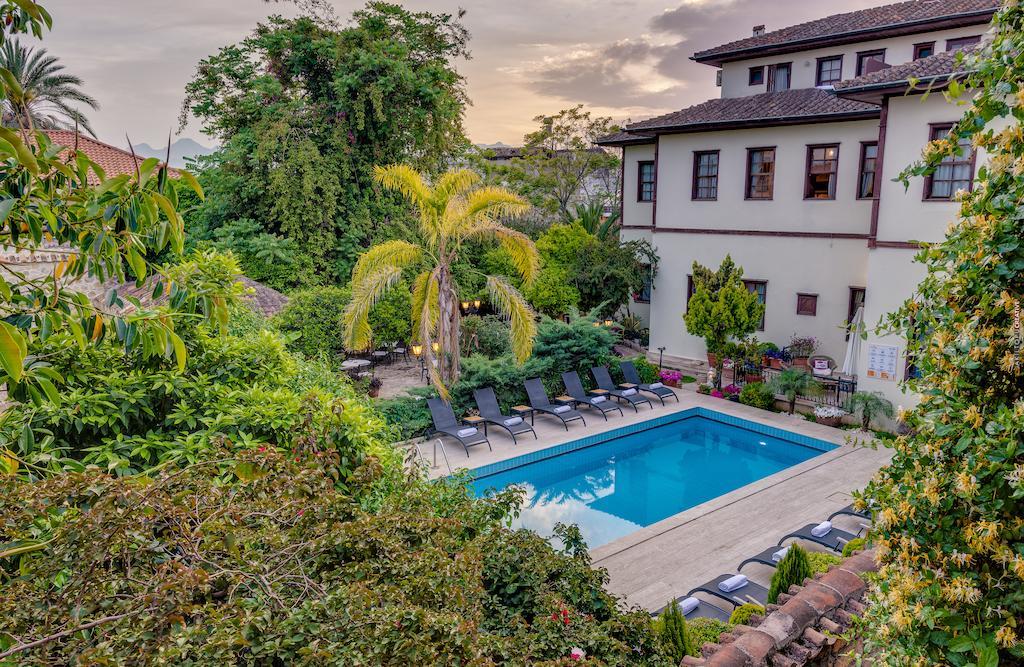 Tuvana Hotel. Фото 1