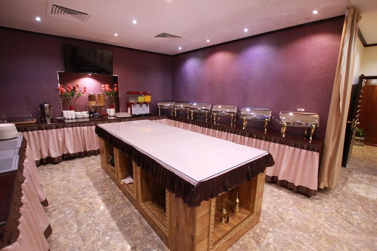 Al Khaleej Grand Hotel. Фото 4