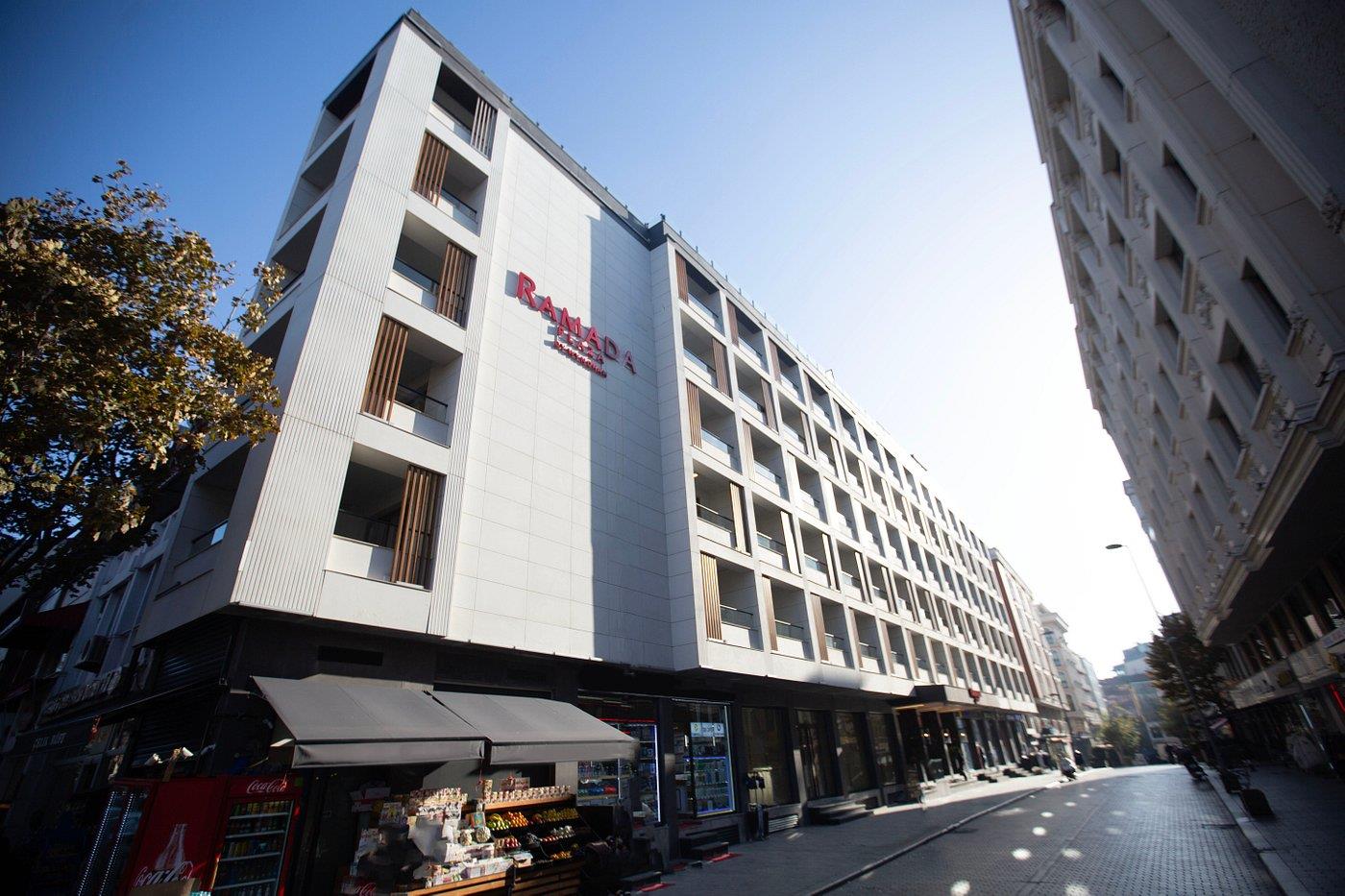 Ramada Plaza by Wyndham Istanbul Sultanahmet. Фото 1