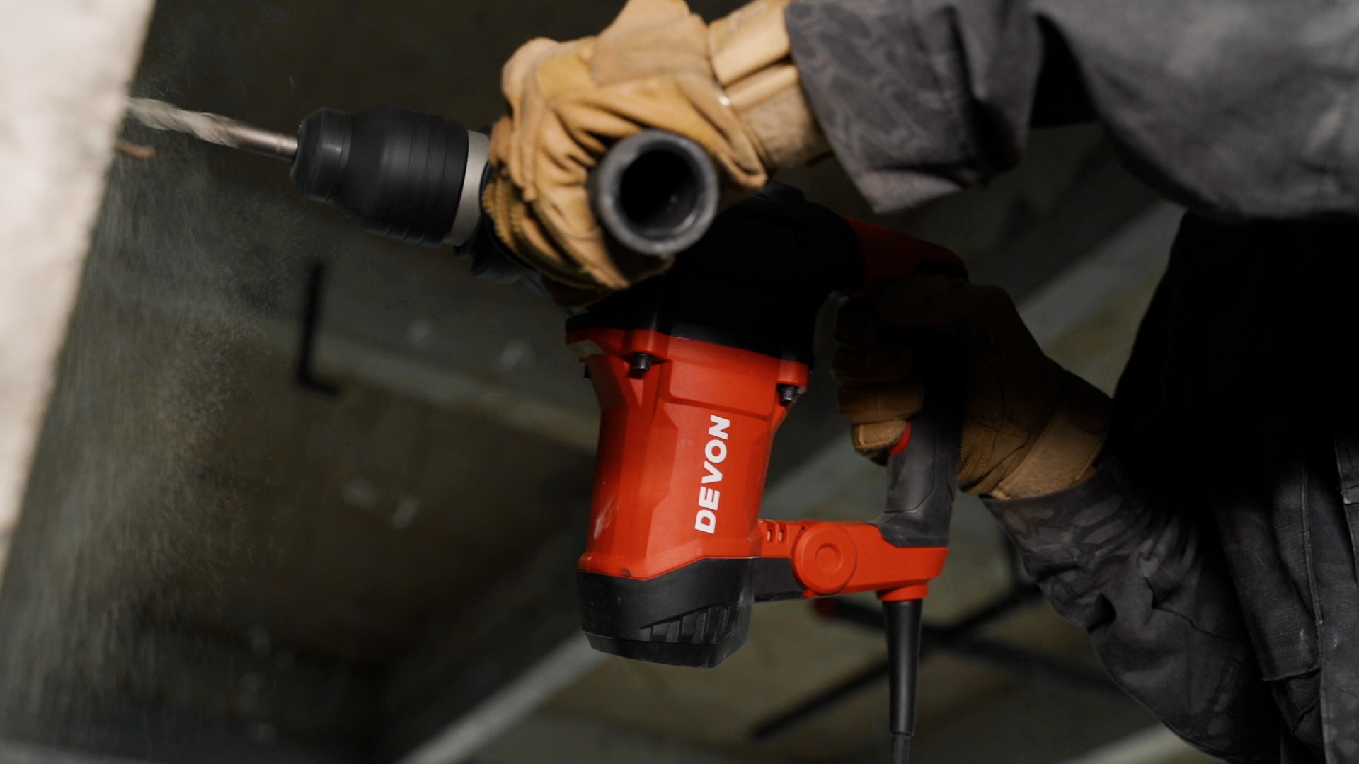 Сетевой электроинструмент DEVON