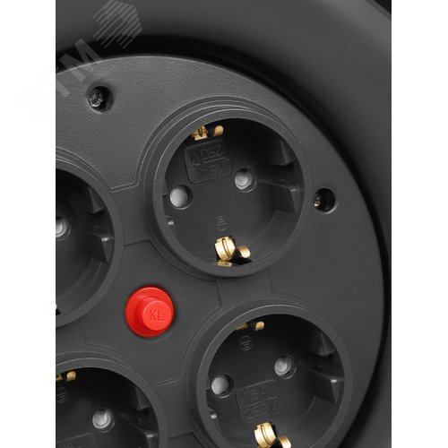 Удлинитель силовой на катушке ЛЮКС УКз16-004 (4 места/40м ПВС 3х15) TDM