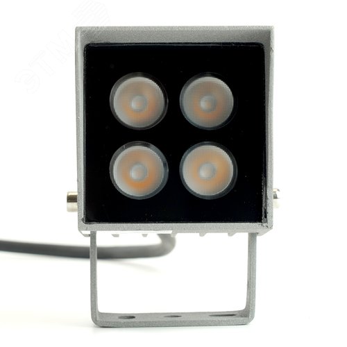 Прожектор светодиодный ДО-4w 2700К IP66