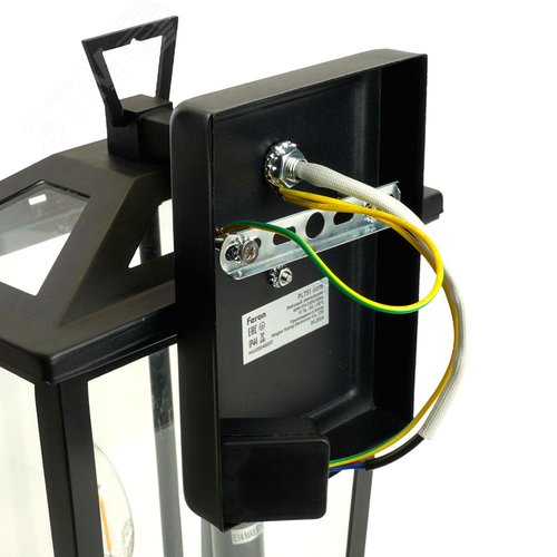 Светильник НБУ-60w вниз Е14 IP44 черный