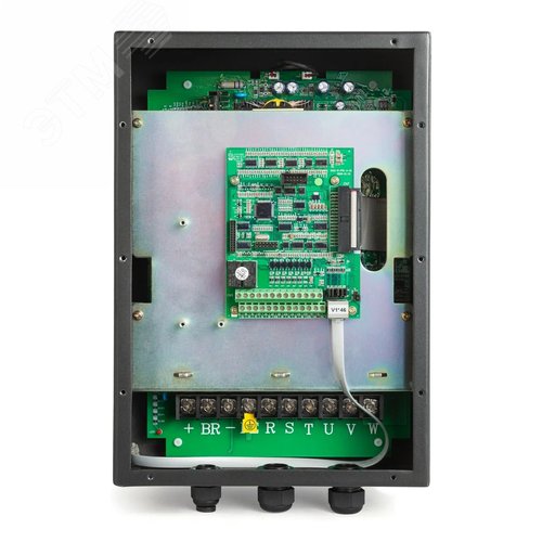 Преобразователь частоты LCI-G18.5-4B IP55,18.5кВт, 37А, 3~342-440В, тормозной модуль, ЭМС С3, Modbus RTU(RS-485), 2-х строчная LED панель