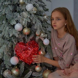 Светильник декоративный Красное сердце на батарейках 3AA не в комплекте 100 светодиодов Белый свет Цвет корпуса красный TM ULD-R511 3АА RED HEART
