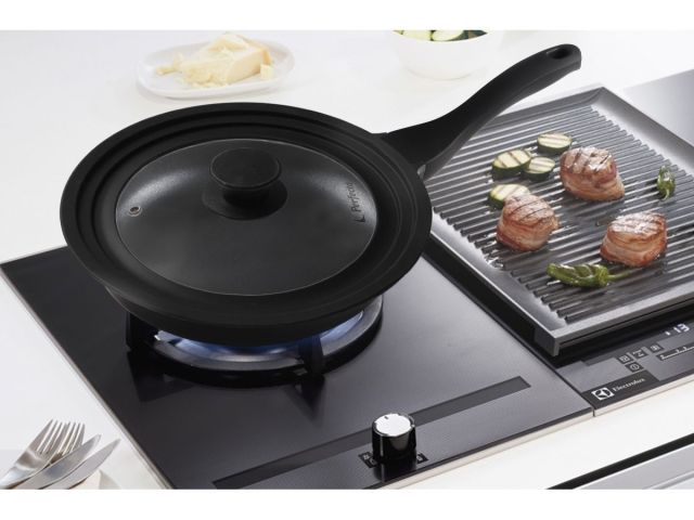 Крышка стеклянная, 240-260-280 мм, с силиконовым ободом, круглая, черная, PERFECTO LINEA