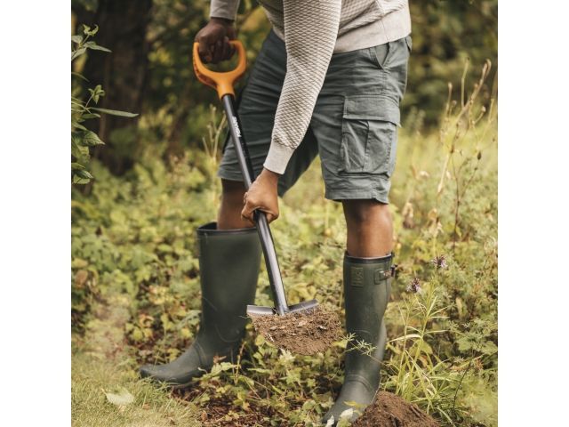 Лопата штыковая Solid FISKARS