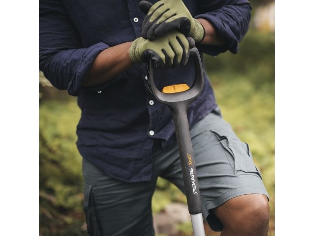 Лопата штыковая телескопическая прямая Xact FISKARS