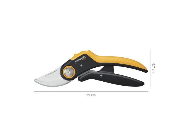 Секатор плоскостной FISKARS Plus PowerLever P721