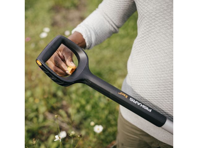 Вилы садовые телескопические SmartFit FISKARS