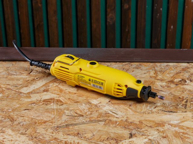 Гравер электрический MOLOT MMG 3213 E + аксессуары