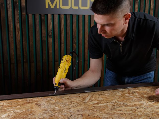 Гравер электрический MOLOT MMG 3213 E + аксессуары