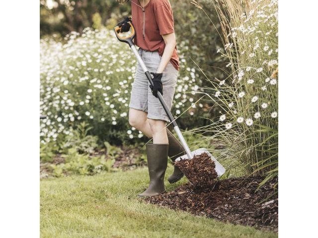Лопата совковая Xact FISKARS