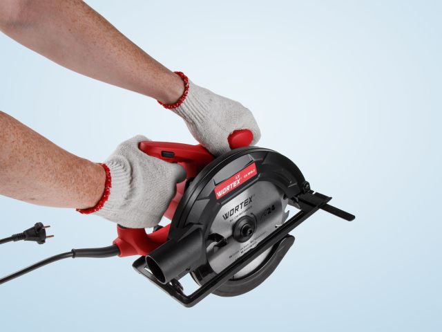 Циркулярная пила WORTEX LX CS 1915-2 в кор. 1400 Вт, 185х20х24Т