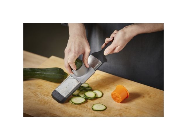 Терка овощерезка Functional Form Fiskars