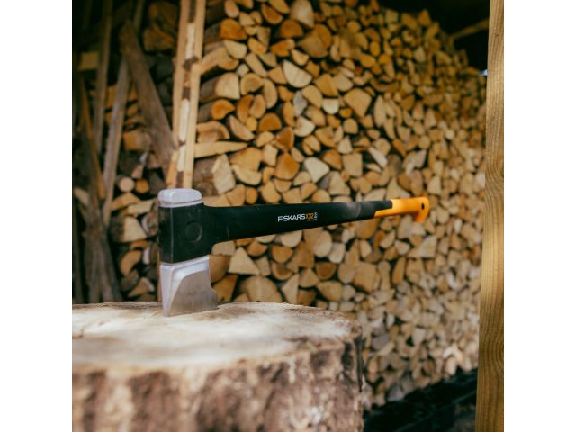 Топор-колун X32 L FISKARS