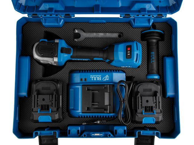 Аккум. углошлифмашина BULL CSG 1812-1 SR Xcase XLTpro 2x6 Ач БЕСЩЕТ, 125 мм, рег. об., 10 000 об/мин