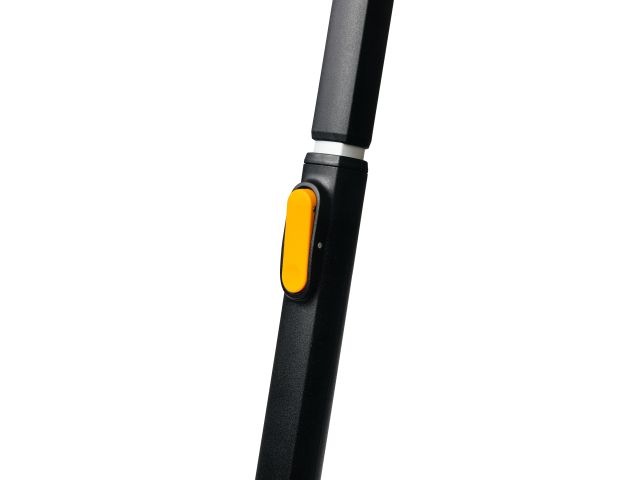 Щетка для снега 96-121см телескоп. со скребком X-series FISKARS