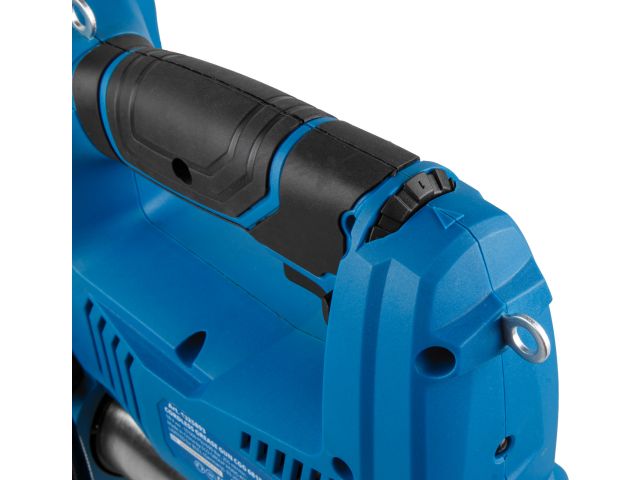 Аккум. шприц для смазки BULL CGG 6818 в кор. XLTpro SET 18 В, 690 атм., 255 г/мин, 1х4 А*ч, з/у 4 А