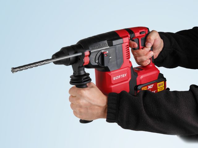 Аккум. перфоратор WORTEX CRH 1822 XLT SET БЕСЩЕТ., 18 В, 2.6 Дж, 26 мм