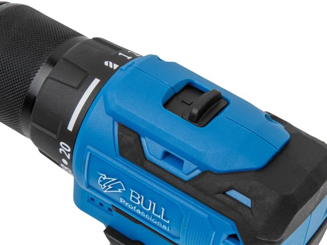 Аккум. дрель-шуруповерт BULL SR 1804 R-series в чем. XLTpro БЕСЩЕТ., Импульс., 18 В, 50 Н*м, 2х2 А*ч
