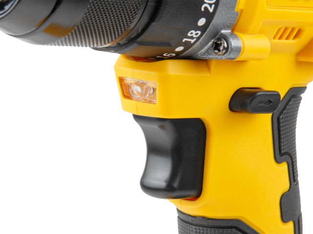 Дрель-шуруповерт аккумуляторная MOLOT MBD 1825 Li XLT Lite SOLO