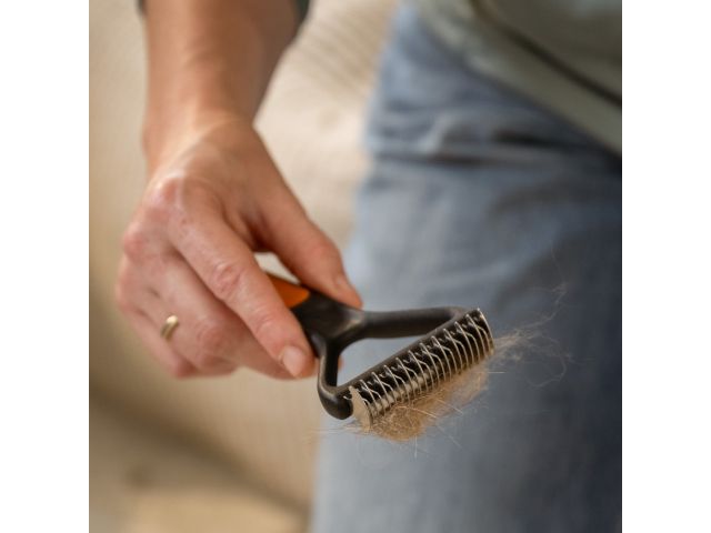 Пуходерка PET FISKARS