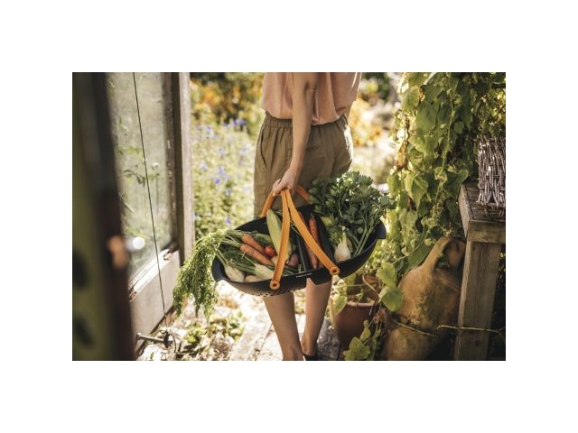 Корзина для урожая Plus FISKARS