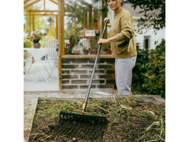 Грабли мет. для грунта 14 зубьев OneClick FISKARS