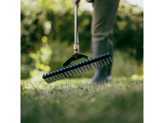 Грабли для аэрации OneClick FISKARS
