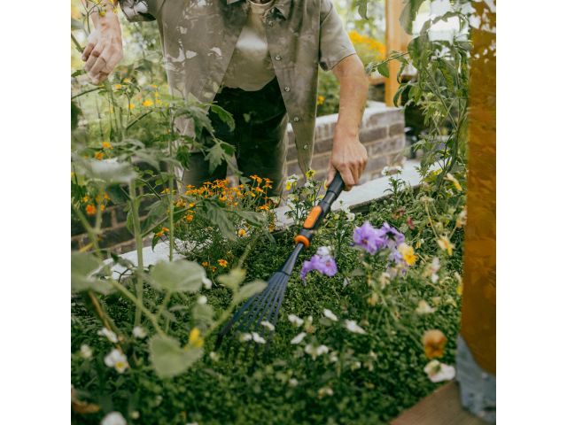Грабли для цветов OneClick FISKARS