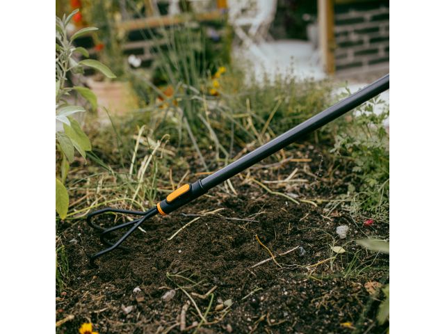 Культиватор три зуба OneClick FISKARS