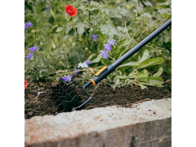Культиватор OneClick звездочный FISKARS