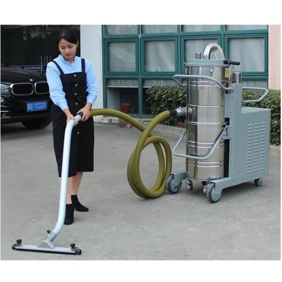 Трёхфазный индустриальный пылесос Bennet AM5510D+